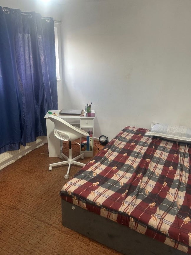Double Room Plaistow E13 0TB &pound;680 pcm (Bills Inclu Main Photo