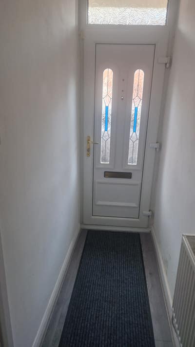 Room for rent Main Photo