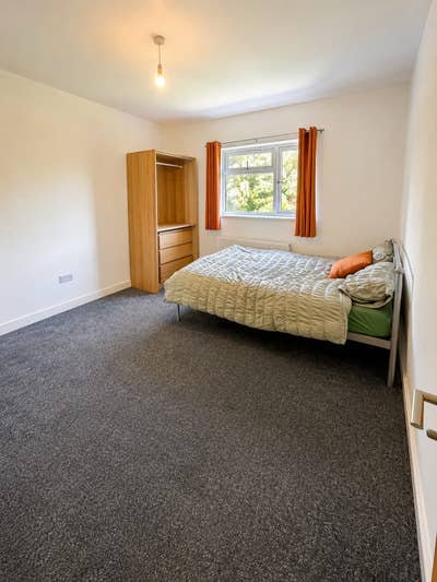 Ensuite Double Room in Brand New Home  Main Photo