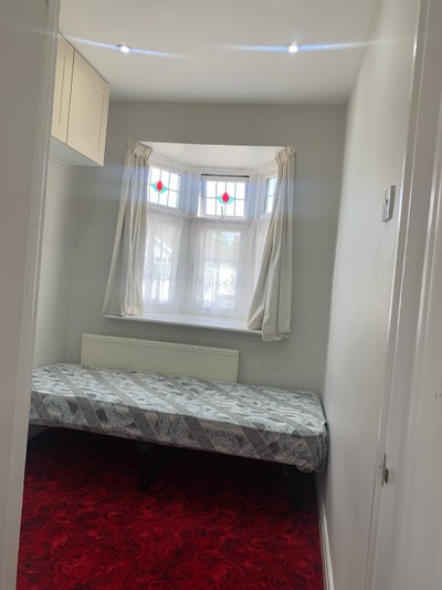 Room Main Photo