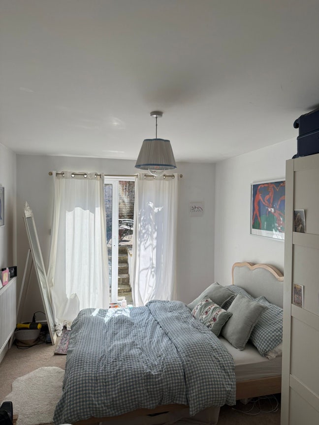 Room Available at 2 Bed Flat in Stoke Newington  Main Photo