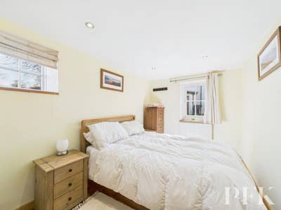 Ensuite in the lake district Main Photo