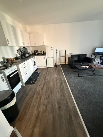 Room for rent in newhaven  Main Photo