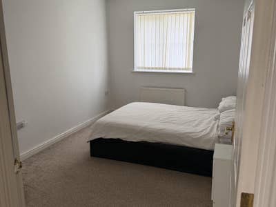 En-suite room in Bloxwich Main Photo