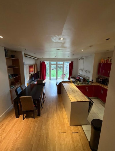 Two double rooms in shared house with garden Main Photo