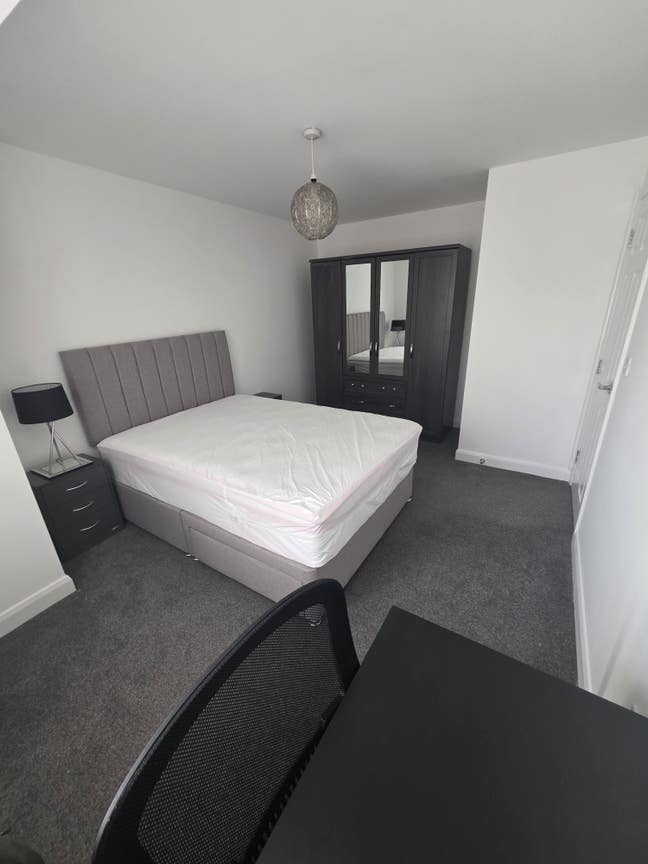 Large Double Bedrooms in Seacroft Main Photo