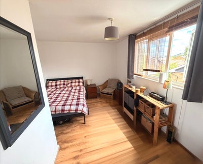 Double room for short term rent Main Photo