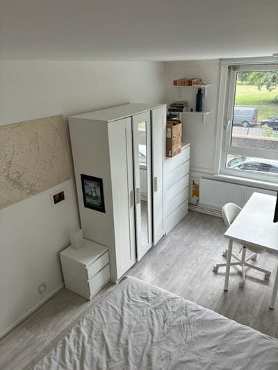 Double room near Oval Station Main Photo