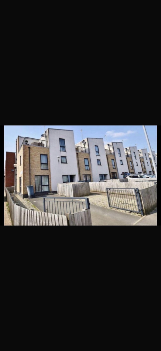 1 bed available in Salford Quays Main Photo