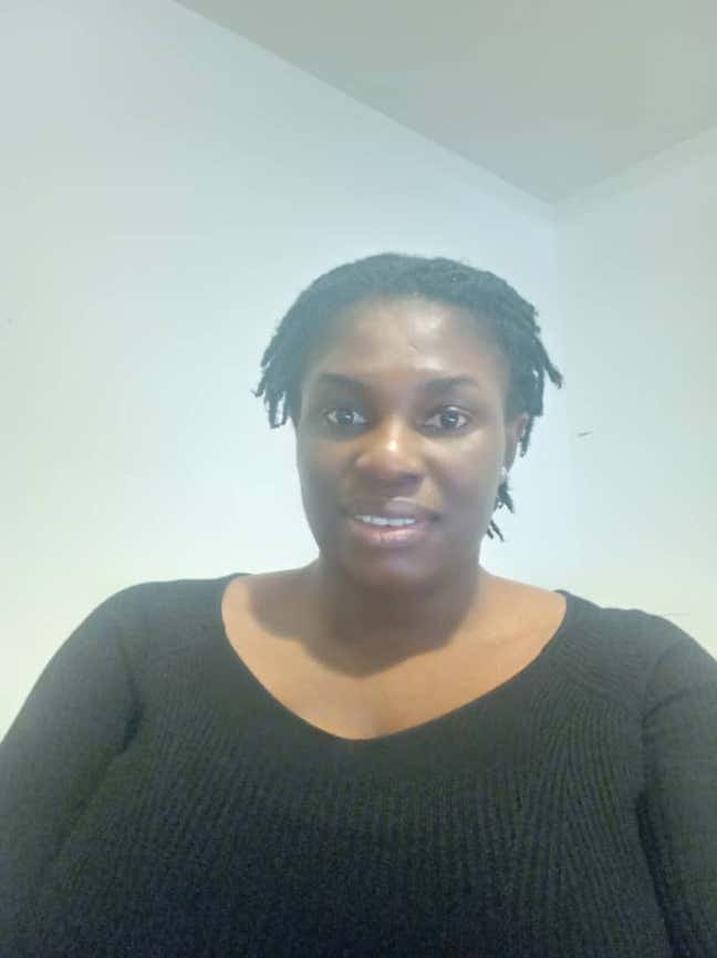 Professional Female seeks a single or double room Main Photo