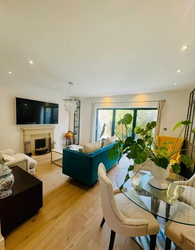 2BR Cottage Style | Garden | Parking | Tube Access Main Photo