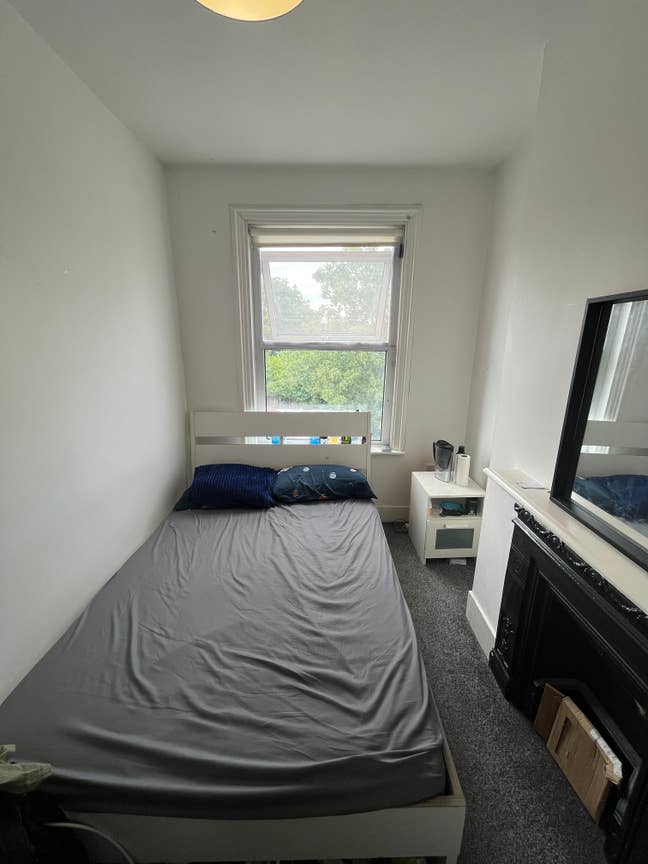 Cosy room with a double bed Main Photo