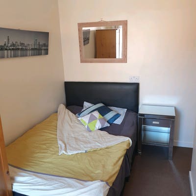3 Spacious Rooms City Centre close to University  Main Photo