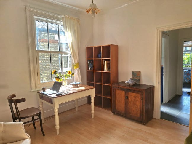 Double room in beautiful 2-bed flat with garden Main Photo