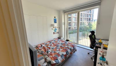 Garden View Double Room next to Canada Water tube Main Photo