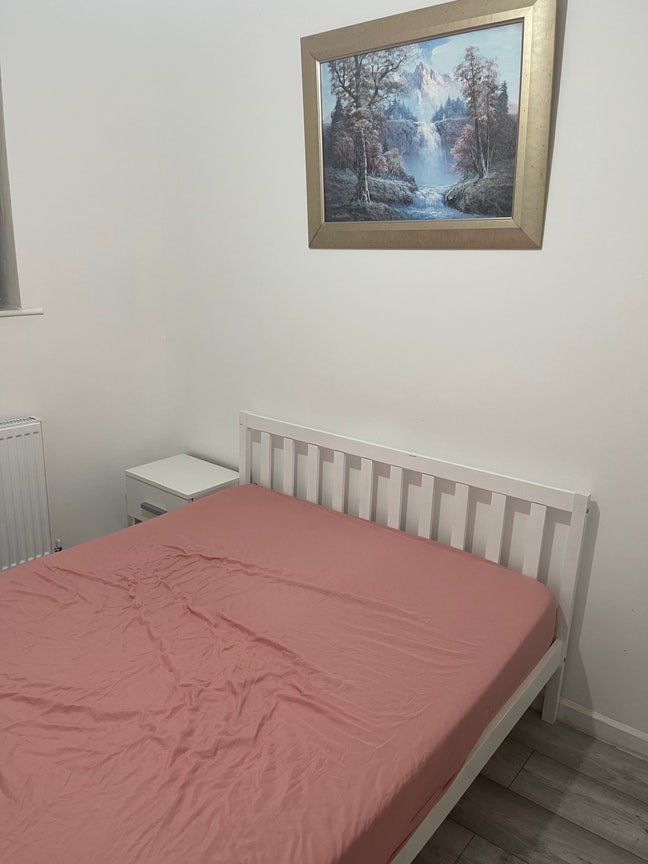 Room for rent Main Photo