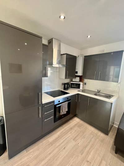 2 Bedroom City Centre Apartment Main Photo