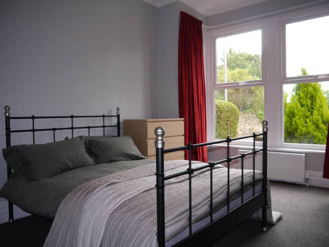  ⭐️Great Double in friendly relaxed house Main Photo