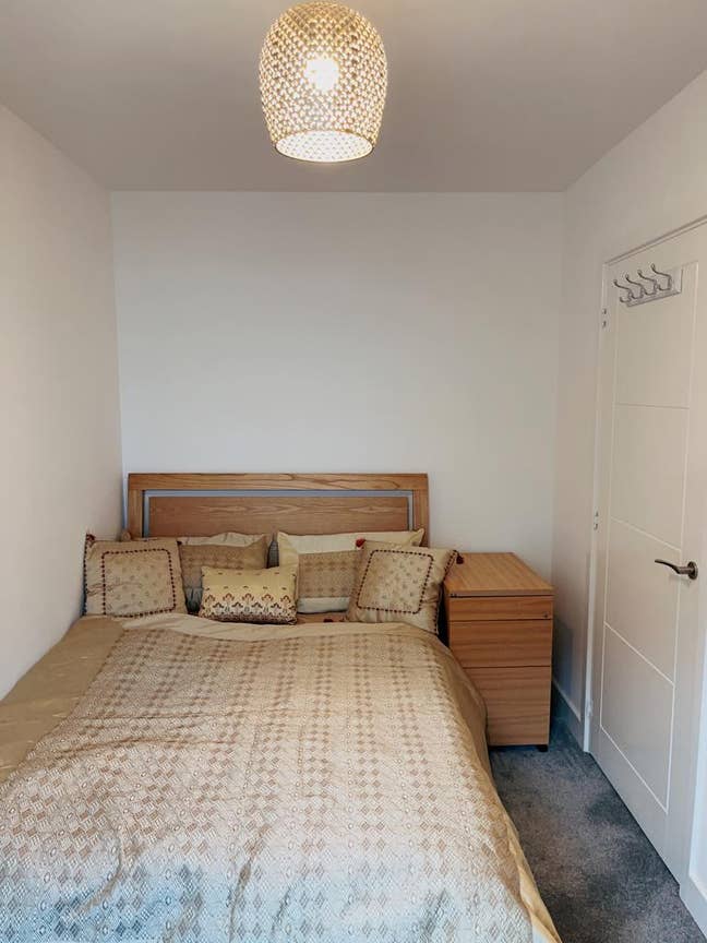 Double Bedroom near Uniz and Hospital  Main Photo