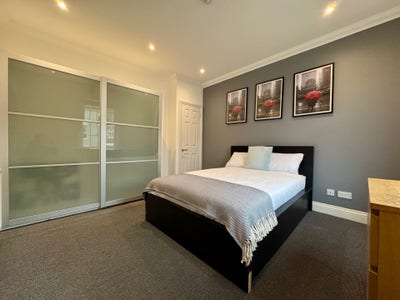Central Reading! - Double Room in RG1 Main Photo