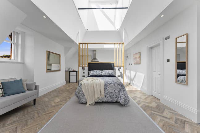 Studio *couples welcome*Bills Included & furnished Main Photo