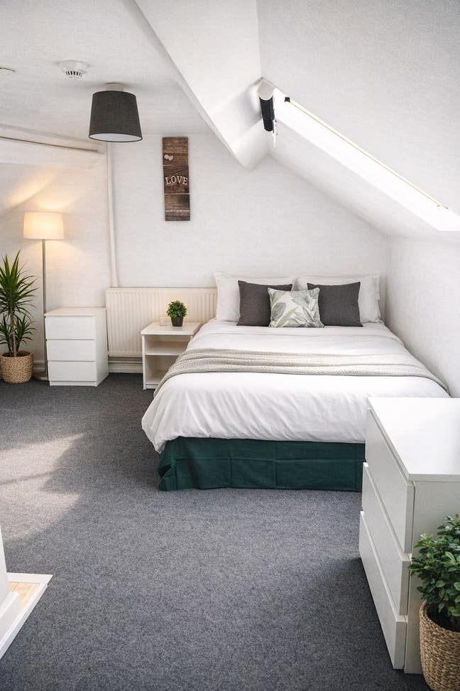 Double room and studio in Walsall, Stafford street Main Photo