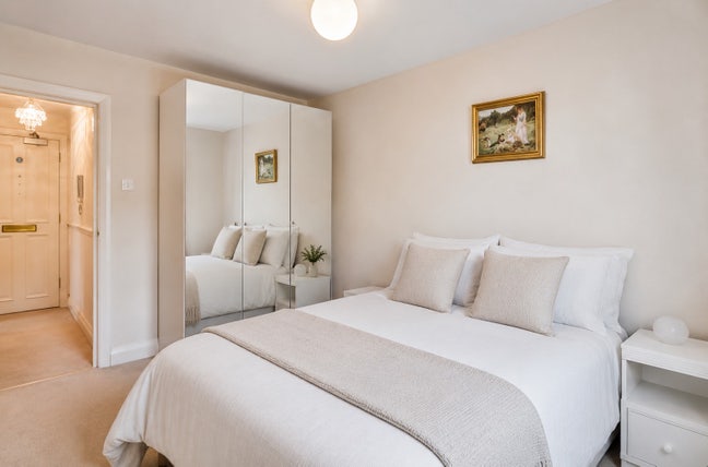 Double room in the town centre Main Photo