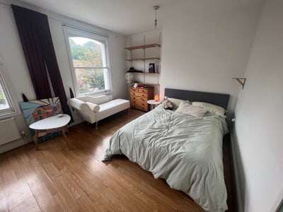 Subletting a room in a lovely 4-bed flat🌷 Main Photo