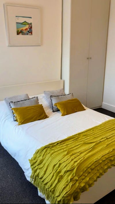 Great Room in a Lovely house(44DR4) Main Photo