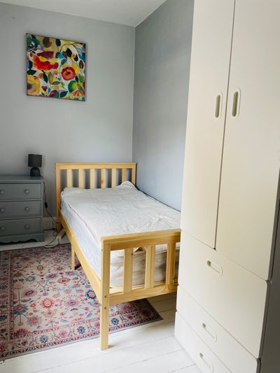 Single room to let Main Photo
