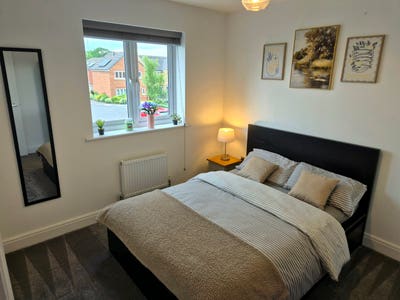 Double room +  Separate Office + Bathroom Main Photo