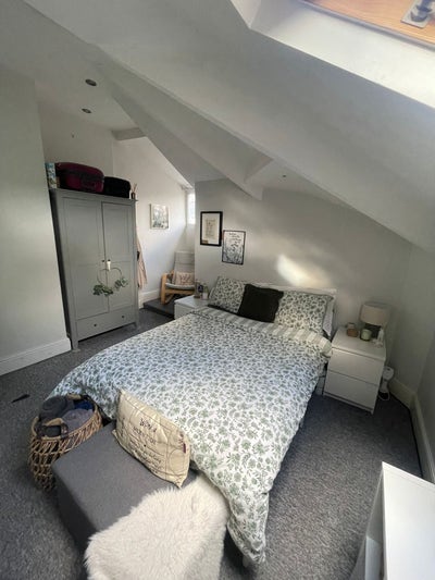 Bright, Spacious Double on Burton Road.  Main Photo