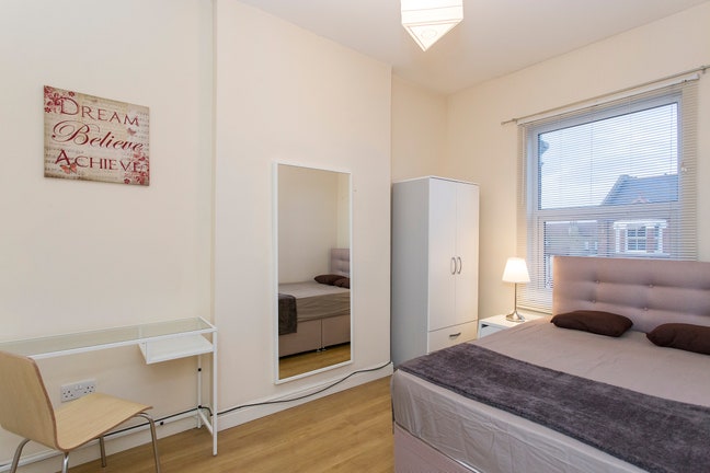  Double Room - Putney Bridge  Main Photo