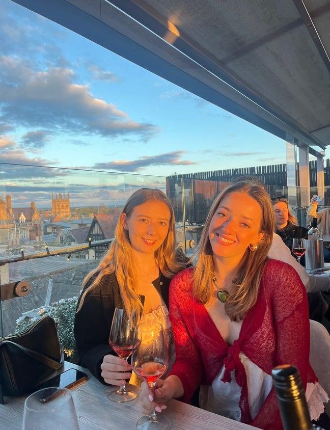 Looking for a flat/house share! Main Photo