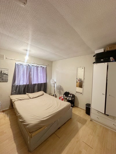 1 Double room available near to Asda Main Photo