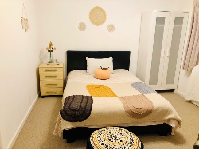 BS7 Spacious Double Room + Single Room  Main Photo