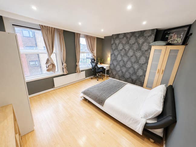 Great Bright Rooms in Canada Water / 3 Bed Flat Main Photo