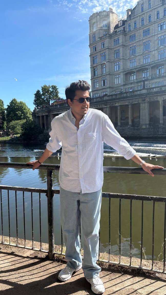 Postgrad student seeking furnished room in Bristol Main Photo