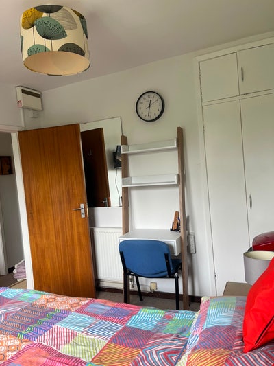 Spare room Main Photo