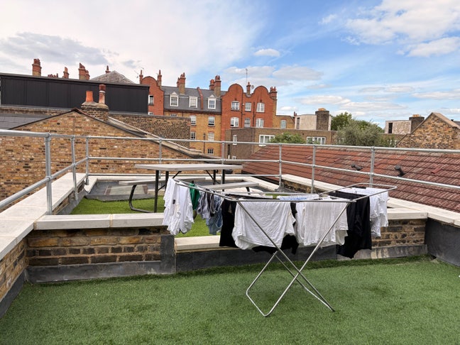 Double Room Bethnal Green - Balcony & Living Room Main Photo