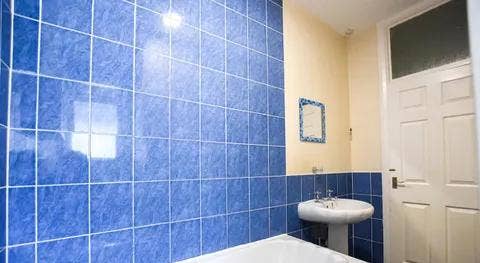 2 bedroom terrace house  Main Photo