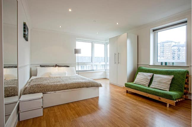  🤩 3 bed flat, in blackwall area 🤩 Main Photo