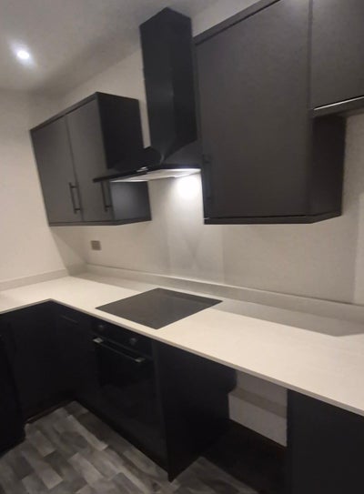 Immaculate 2 bed, HU1 city centre flat. Main Photo