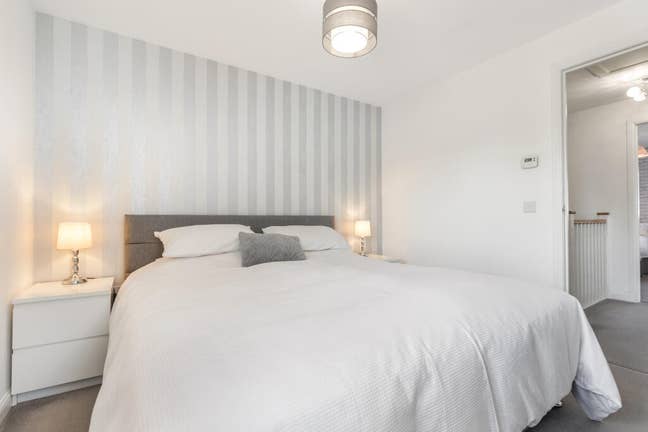 The Bannockburn Room - ensuite - FK8, Stirling Main Photo