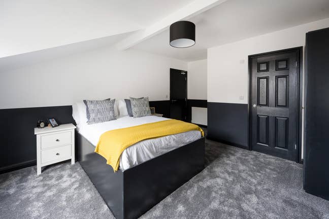 Modern Refurbished Hmo  Main Photo