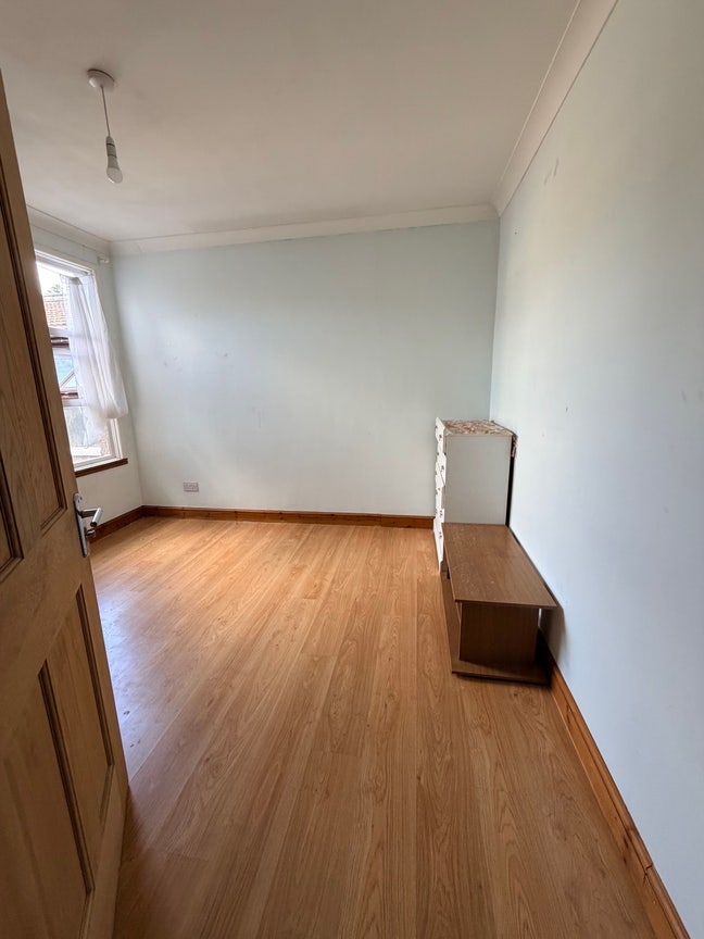 Rooms Available Now! Main Photo