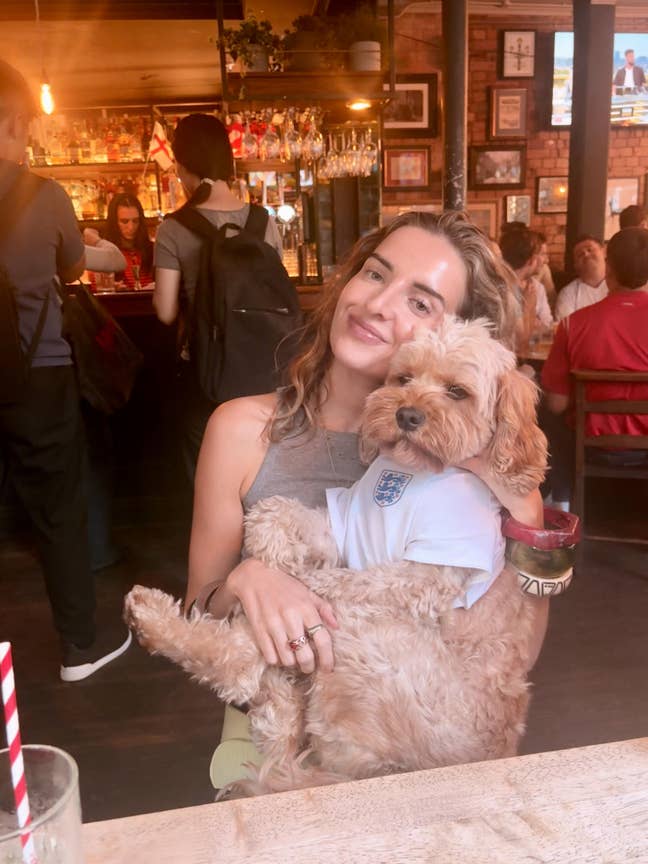 Looking for a room in Hackney for me and my pup! Main Photo