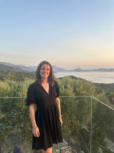 Professional looking for someone to buddy up with Main Photo