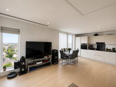 Room in a Penthouse Apartment, Rainier Apartments Main Photo