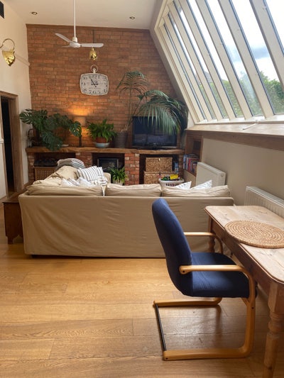 Lodging available Monday ti Friday in Sonning Comm Main Photo